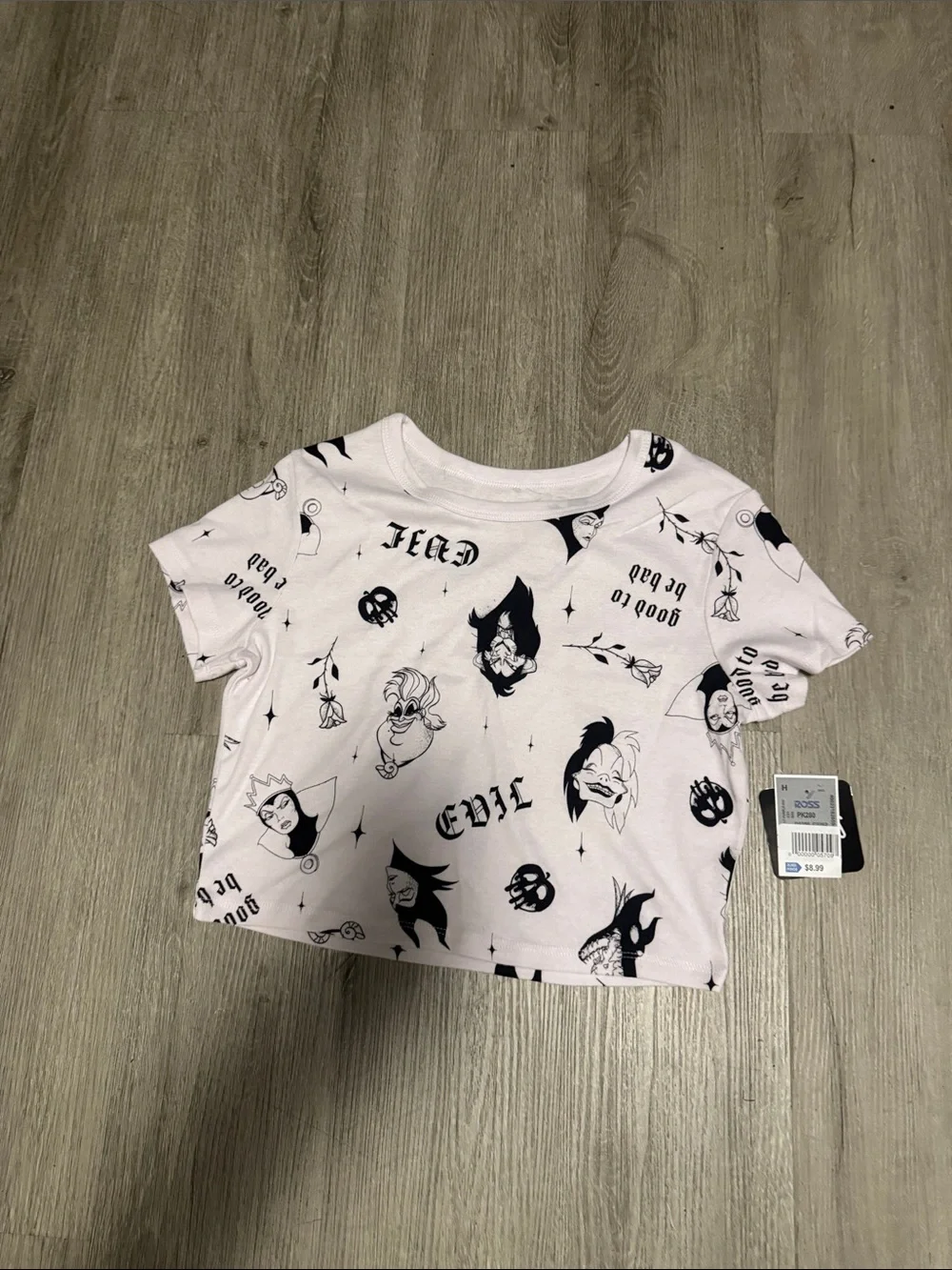 Girls' Pale Pink Short Sleeve Graphic crop top - Villain Print